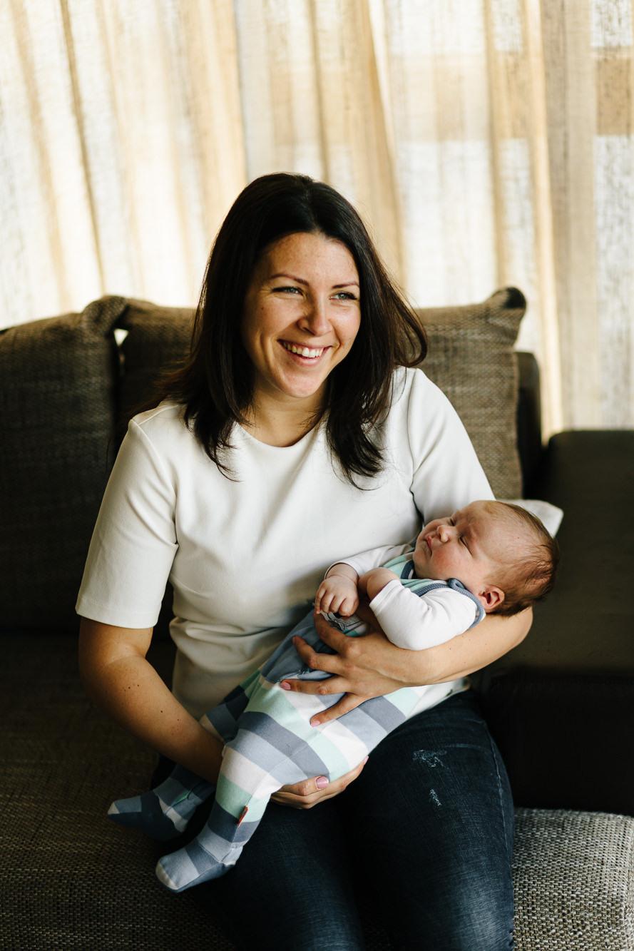 Jaundzimušā ikdienas fotografēšana mājās