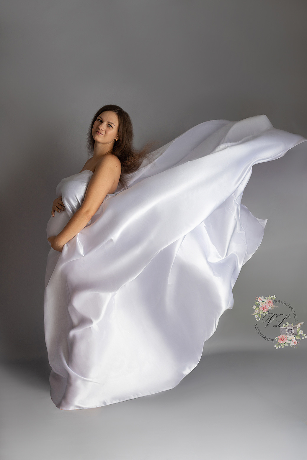 BABYBAUCH. Neugeboren und Babybauchfotoshooting in Cloppenburg