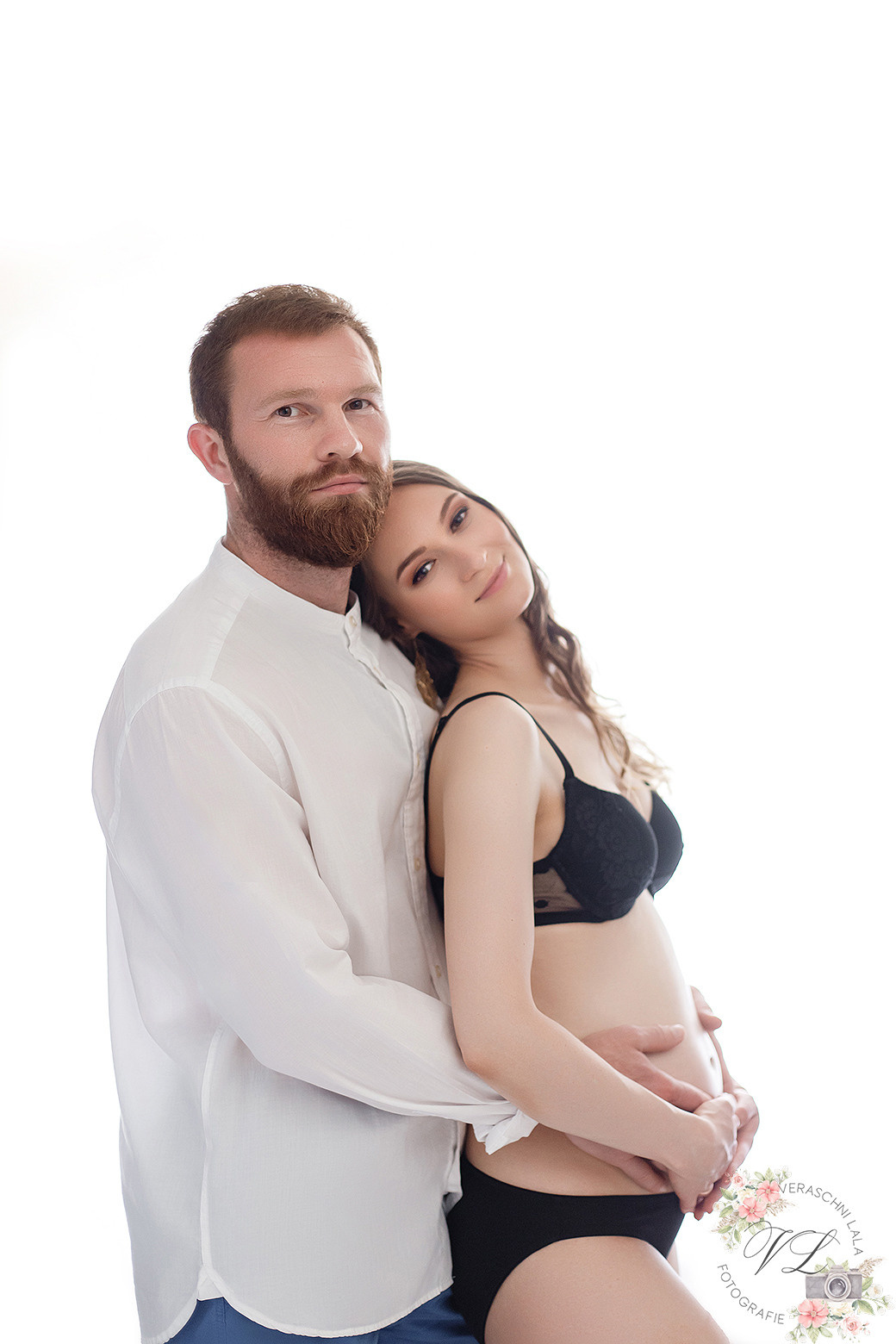 BABYBAUCH. Neugeboren und Babybauchfotoshooting in Cloppenburg