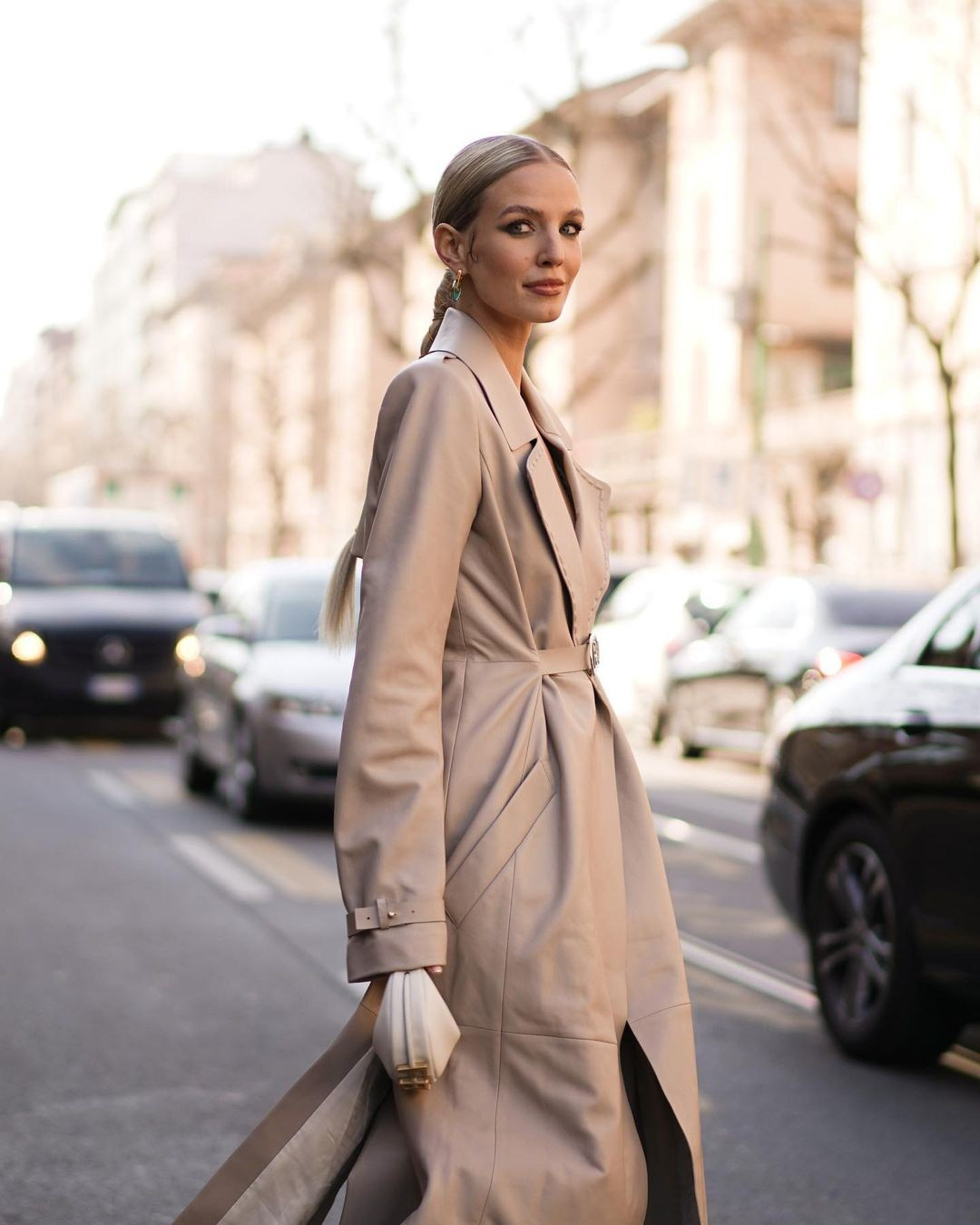 Леони Ханне. Julia Di |Fashion стрит стайл фотограф|видеомейкер в Милане и Париже