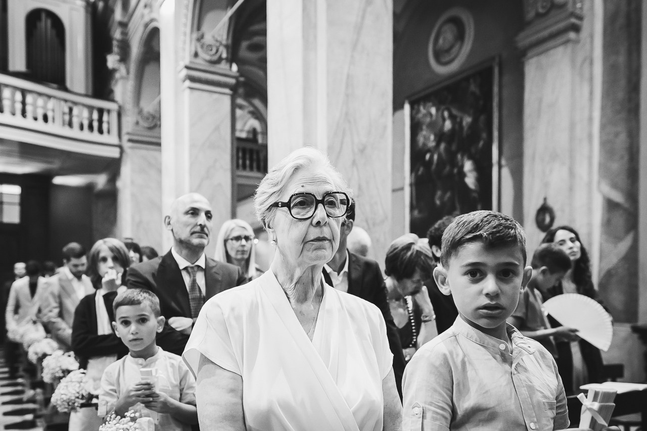 Fotografa di matrimonio a Milano e in Lombardia. Racconto matrimoni con uno stile naturale, elegante e senza pose forzate