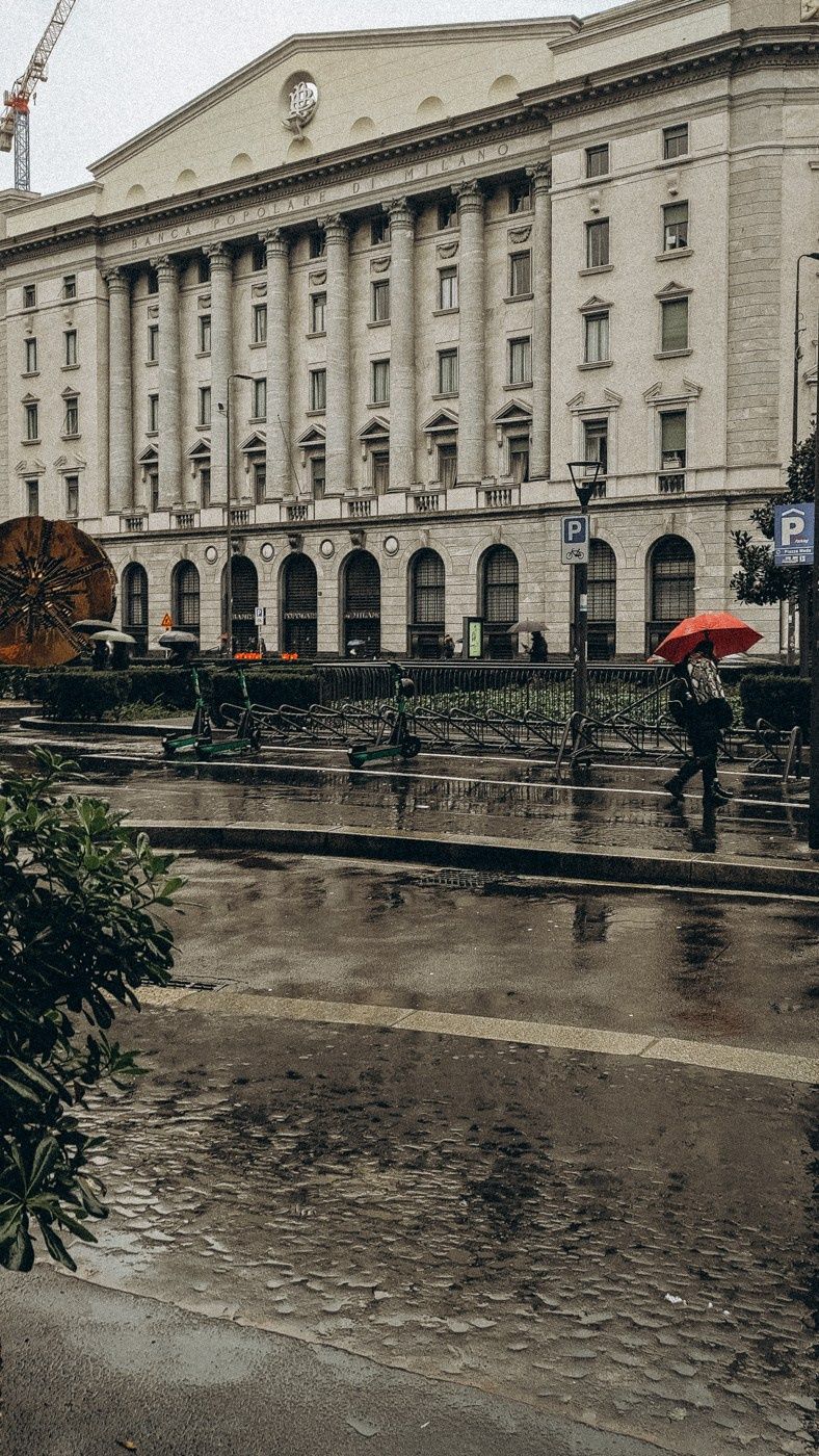 Postcards from Milan. Anastasiia Buchinskaia Fotografa Milano
