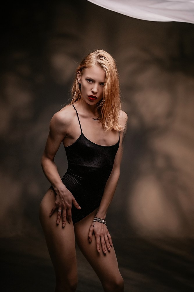 Sesión de fotografia con Denisa en el club de fotógraf@s IMAGO