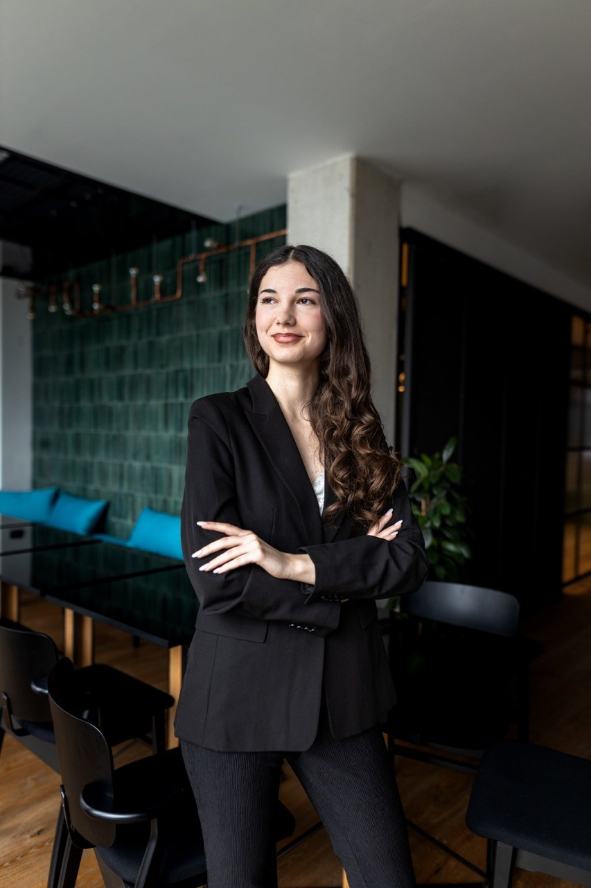 Dana Lišková - Business and Portrait photographer Prague - Brand Photographer Prague - Corporate portraits 