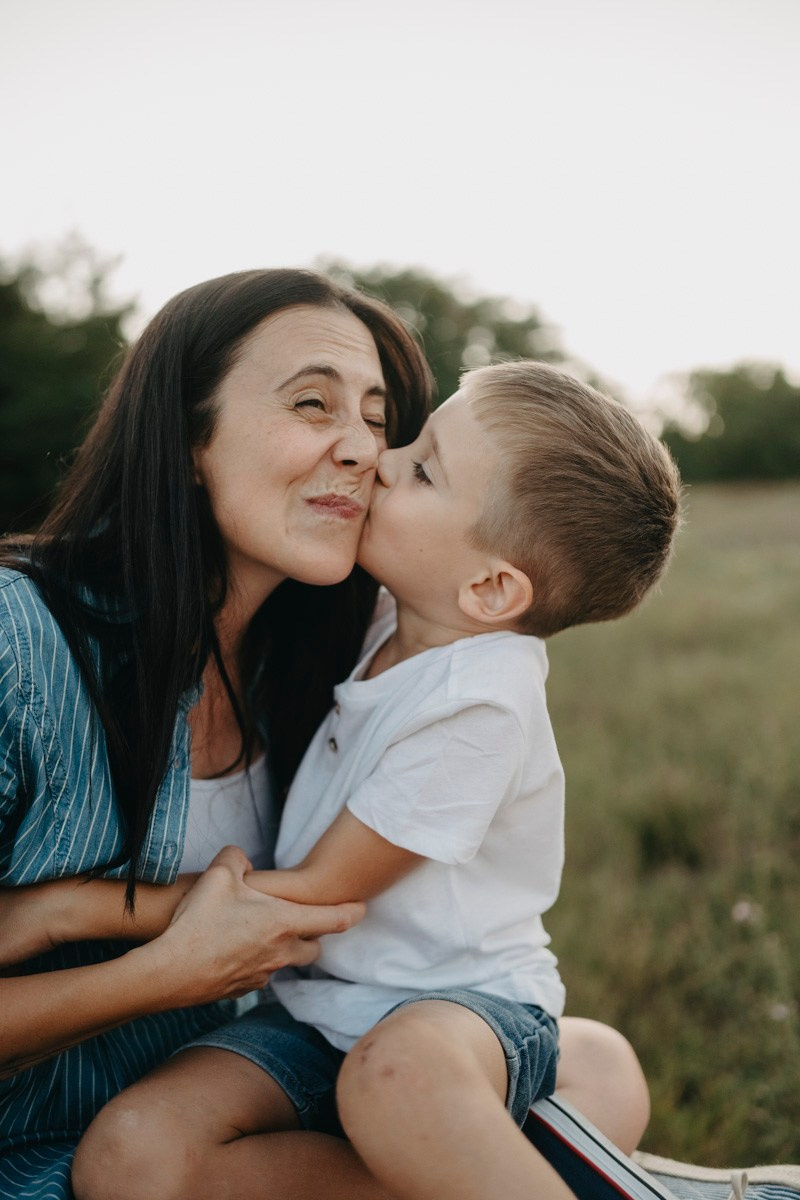 Basici / porodicno fotografisanje u prirodi. Deciji i porodicni fotograf u Beogradu Oksana Skendzic