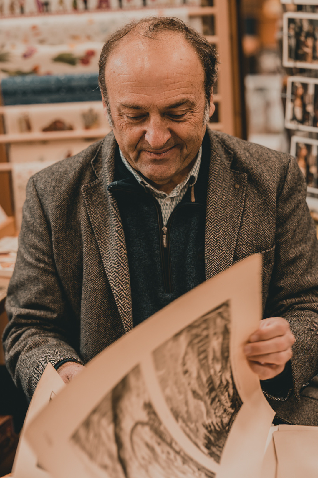 There is nothing like the smell of books…. Xamilc Photo