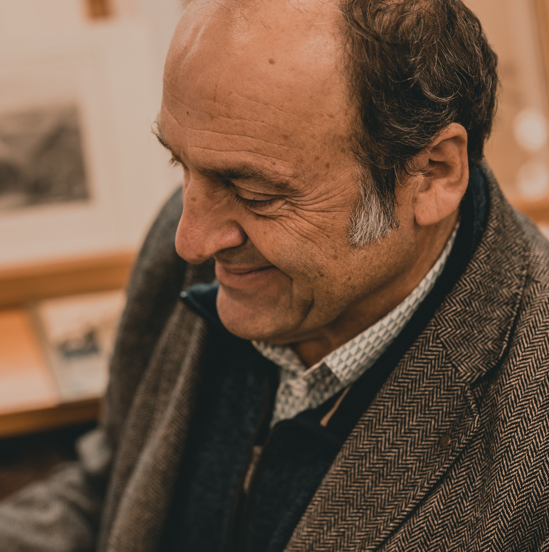 There is nothing like the smell of books…. Xamilc Photo