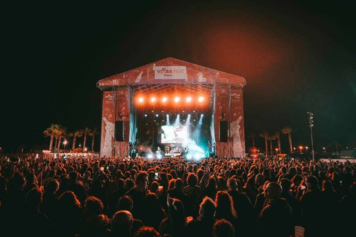 Vibra Mahou Fest Valencia — festival junto al mar | programa, line-up y agenda | FOTKAI