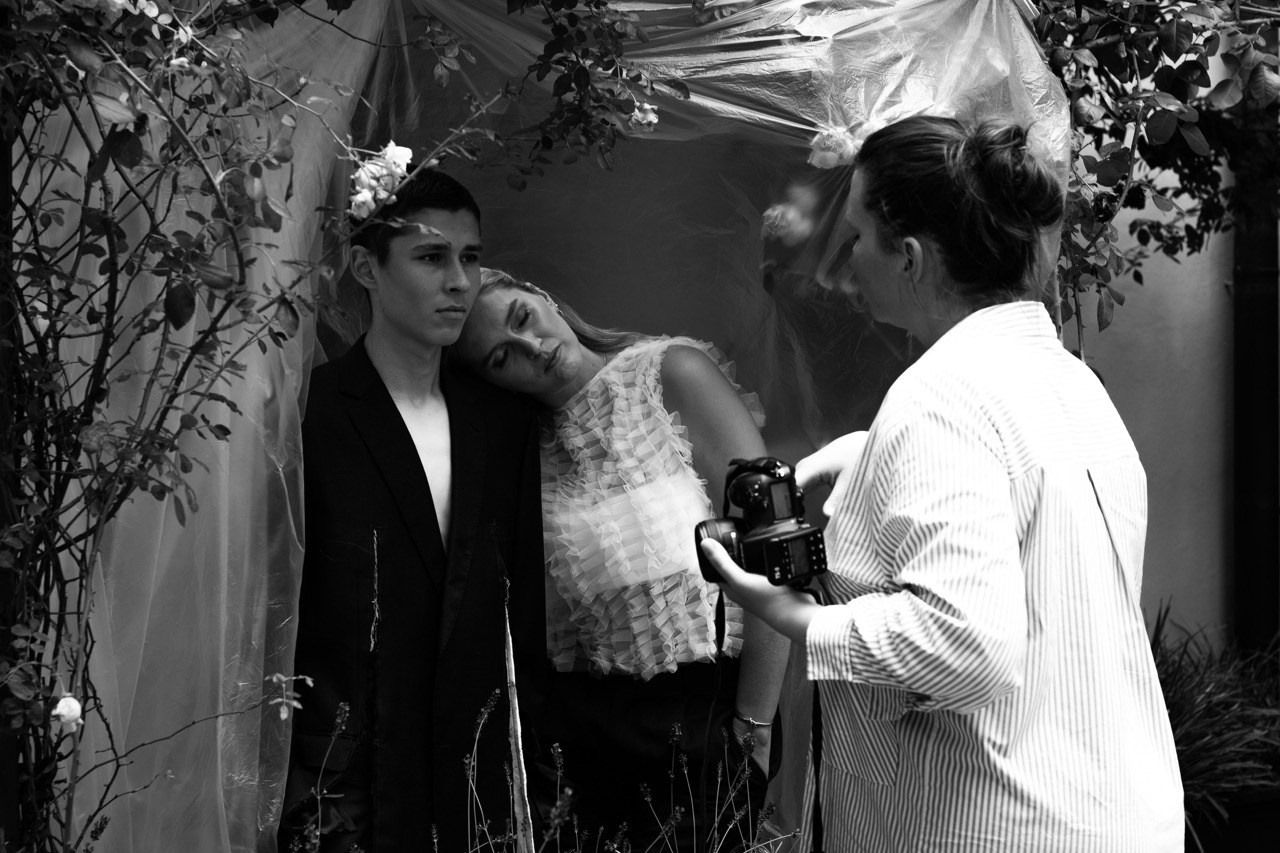 Backstage fotografie. Dana Lišková — Empatická fotografka | Introspektivní umělkyně | Neurodivergentní koučka| Zakladatelka Artepy.cz