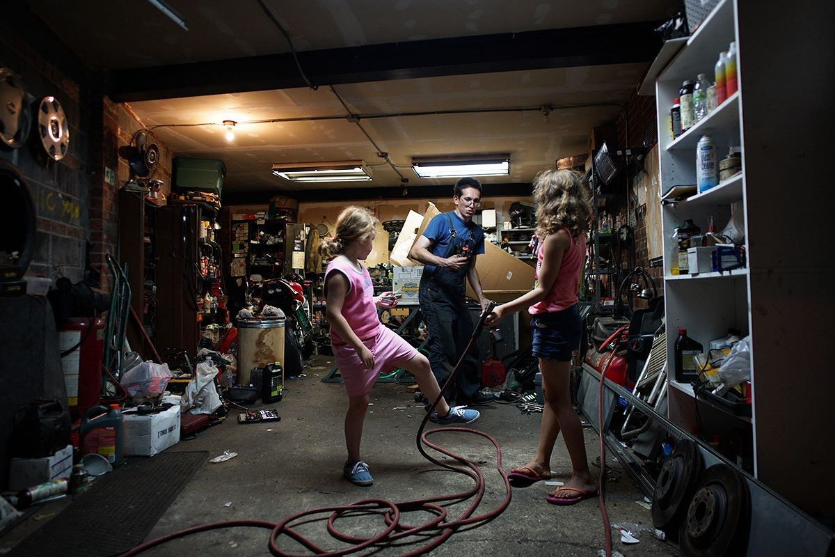 10 years ago Today — First day of school (Sophie and Eva) — Sony A7R II + Ultron 21mm f1.8 (Everything without autofocus). Emin Kuliyev — Award-Winning Wedding Photojournalist NYC & USA | Best Wedding Photographer Known for Candid, Timeless Moments