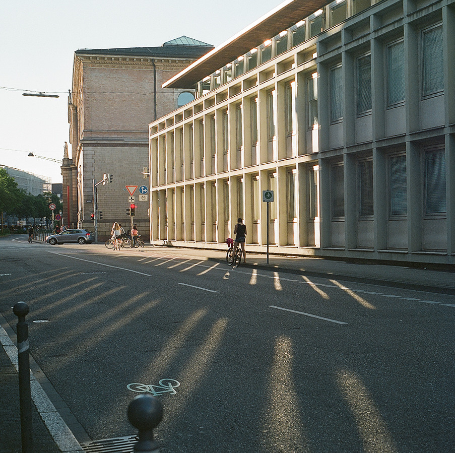 Mittelformatfilm. Maria Chistyakovа — Fotografin in Karlsruhe, Baden-Baden und Umgebung
