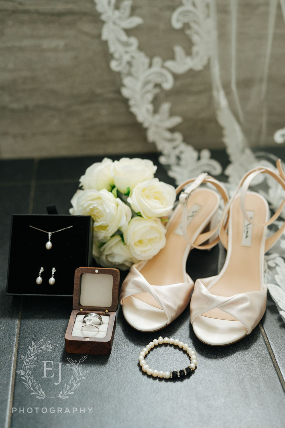 Lauren & Russell — Mandoon Estate. Emma Joy Photography