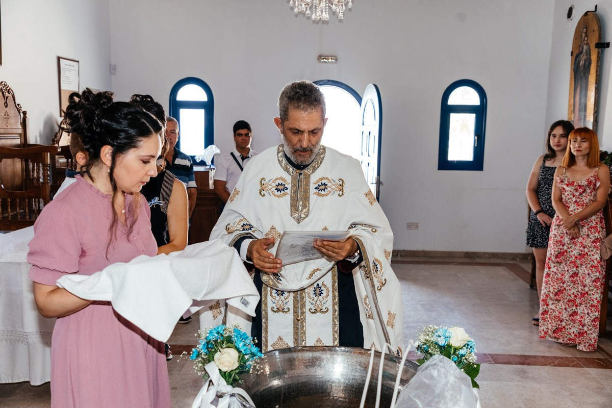 Doop van N - Een prachtige viering in Europa en Nederland. Destination Bruiloft Fotograaf in Nederland en Europa - Tina Yalova