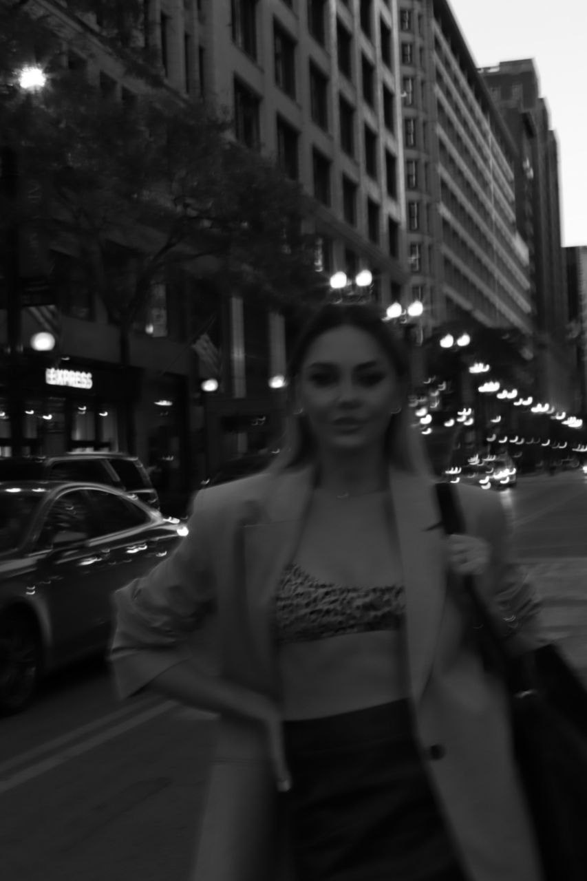 Street shoot with Yulia. VALERIIA VIUNOVA individual shooting\love story\event\brand