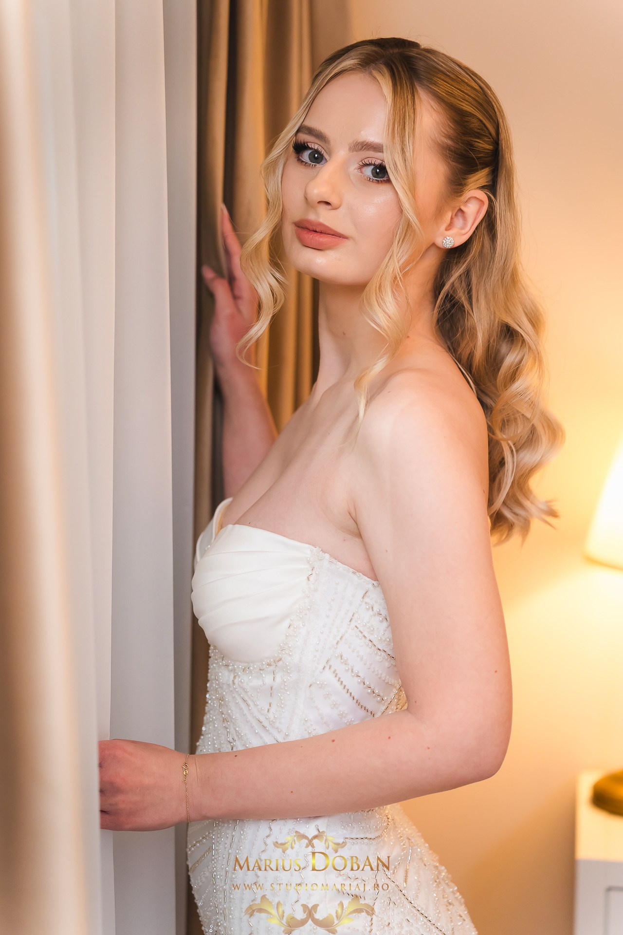 Iulia & Joszeph — preparing & details. Marius Doban