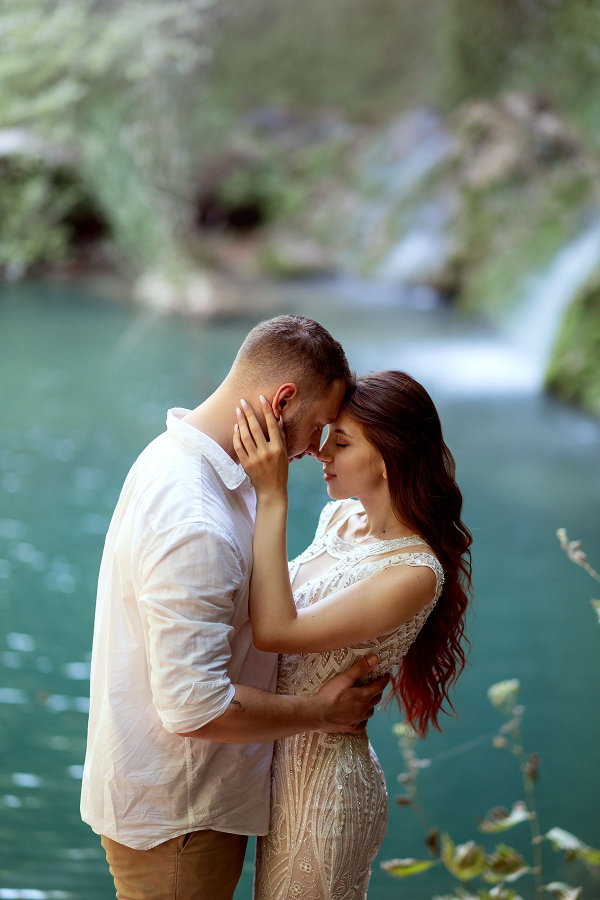 Живописный водопад с бирюзовой водой в Анталии. Фотограф Анталия, Кемер, Белек, Сиде Дарья Кая