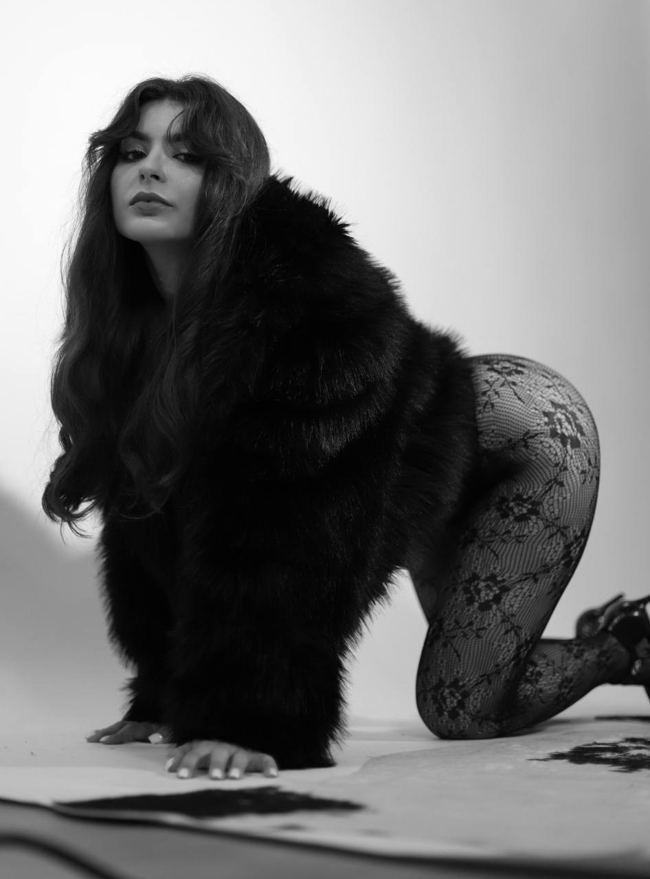 Marta. VALERIIA VIUNOVA individual shooting\love story\event\brand