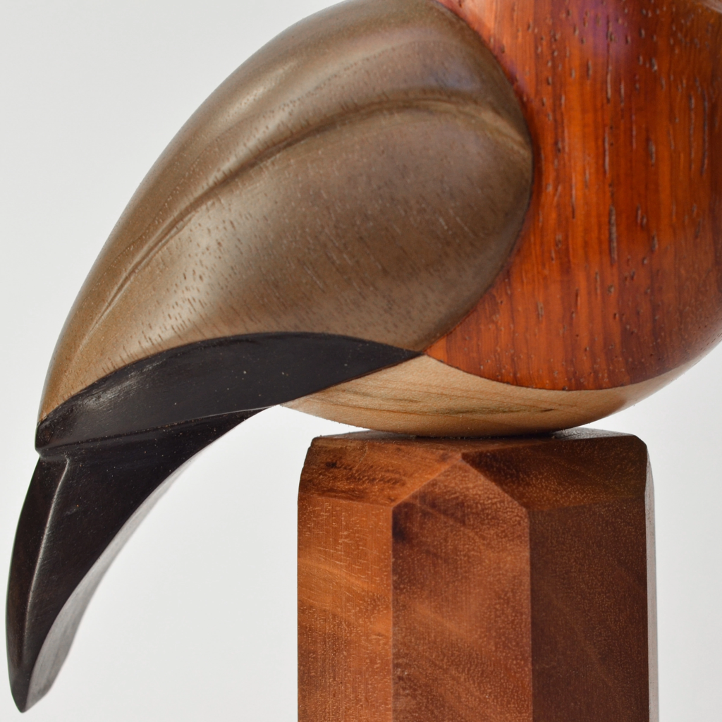 Снегирь. Резьба по дереву. Уникальные декоративные скульптуры для интерьера