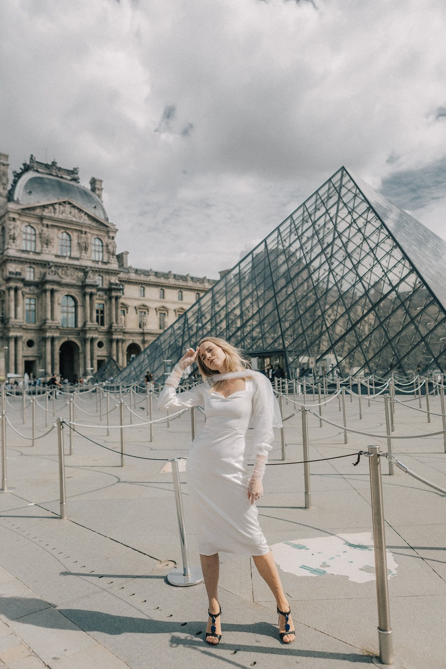 Tatiana. Paris Luwr. Fotograf w Krakowie i Europie