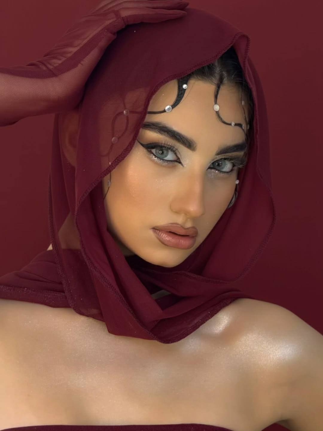 Ulfet. BIG Model Agency. “Dare to Be Famous”