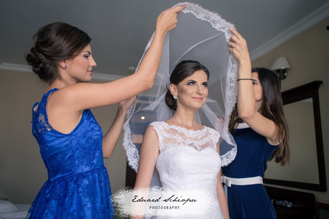 Laura si Bogdan by fotograf nunta Vaslui — Eduard Schiopu