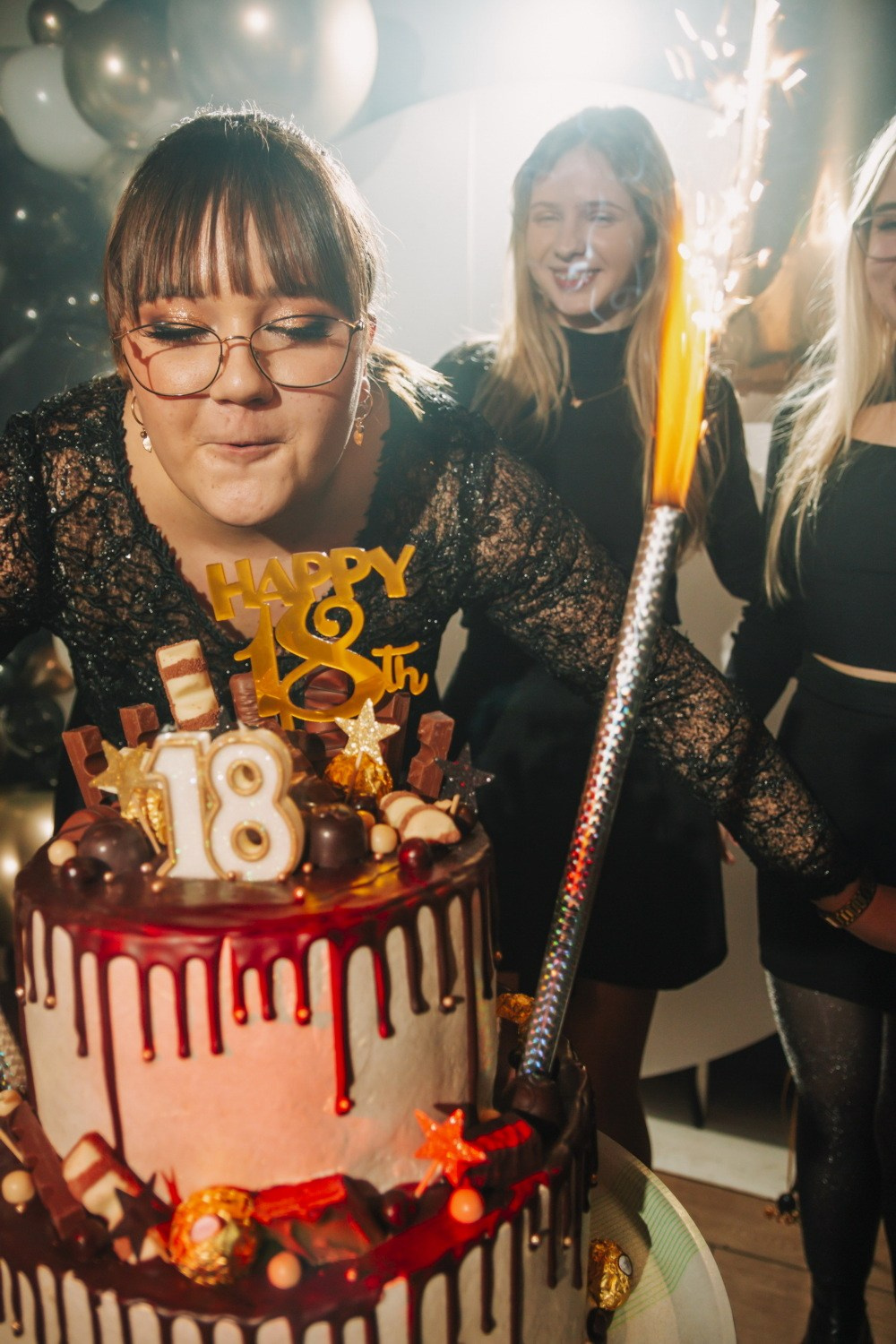 FOTOGRAFISANJE PUNOLETSTVA. Fotografi iz Backog Petrovca David i Andrea Stojanovic