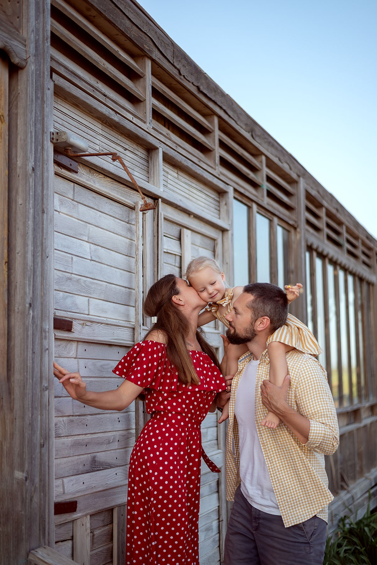 Семейная фотосессия на пляже в Белеке. Фотограф Анталия, Кемер, Белек, Сиде Дарья Кая