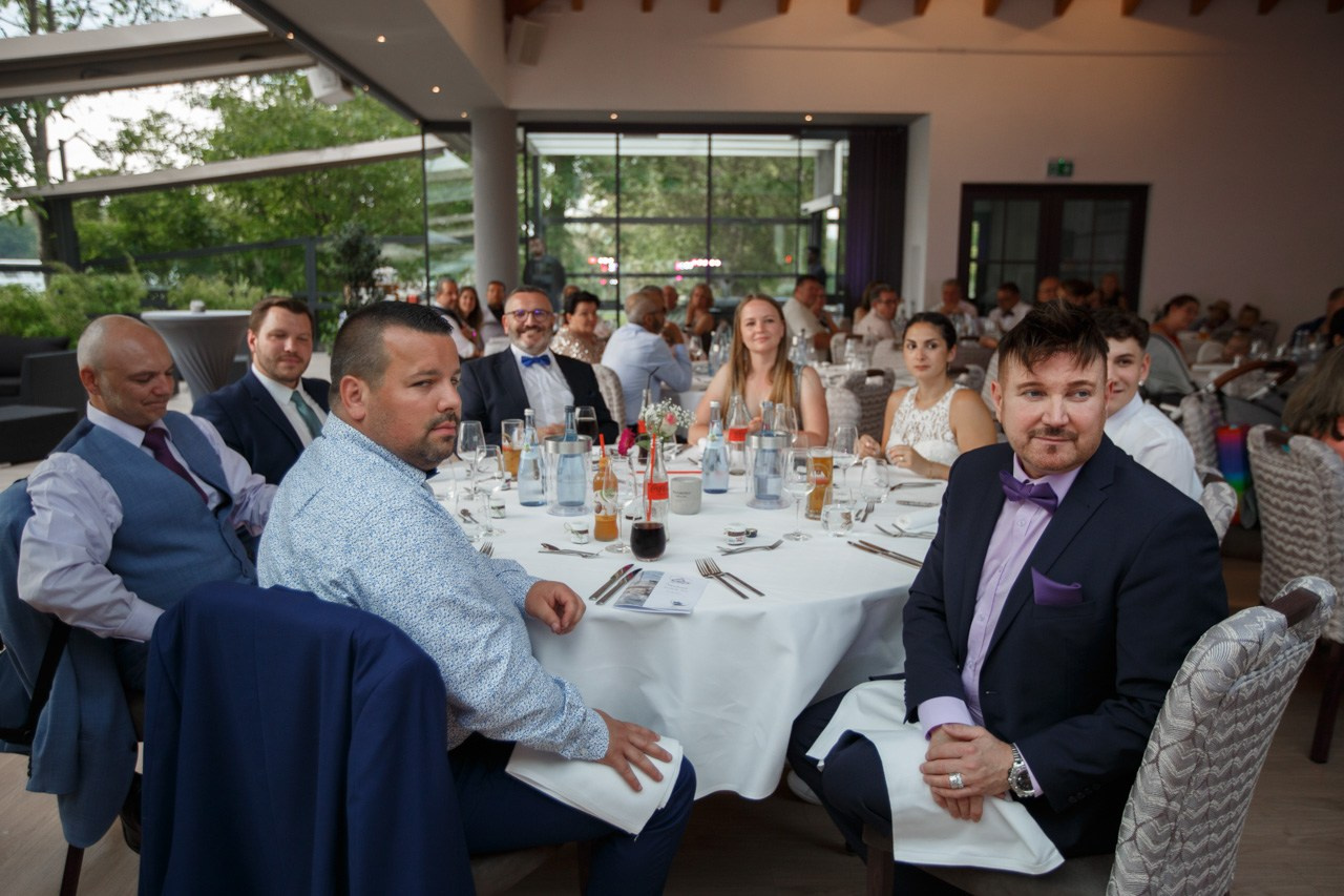 Kirchliche Hochzeit Rheinterrassen Karlsruhe – Noelia & Timo | Hochzeitsfotograf & Videograf