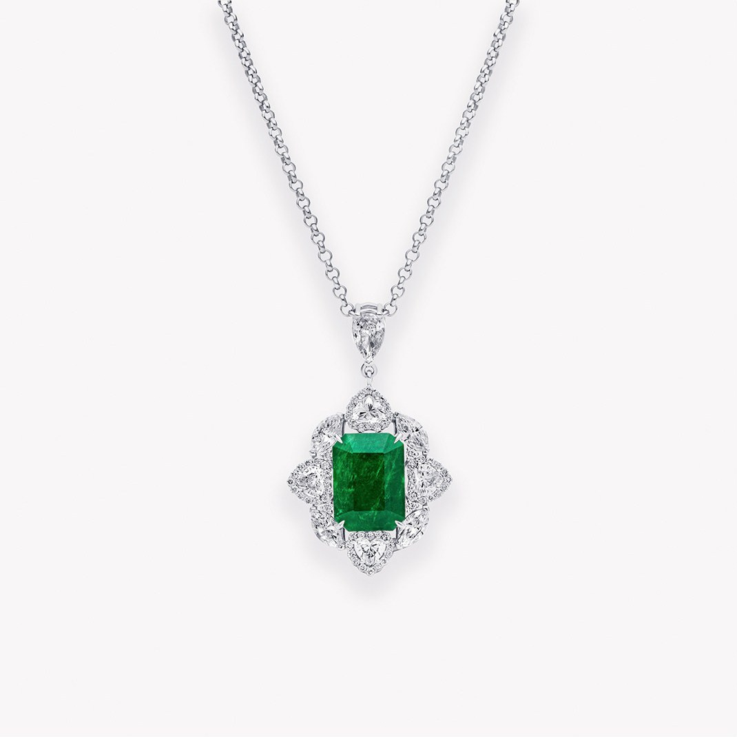 E-COMMERCE JEWELRY. Dubai photographer Anastasiia.dxb — portrait, fashion and brand photoshoots. Professional photographer for personal and commercial projects