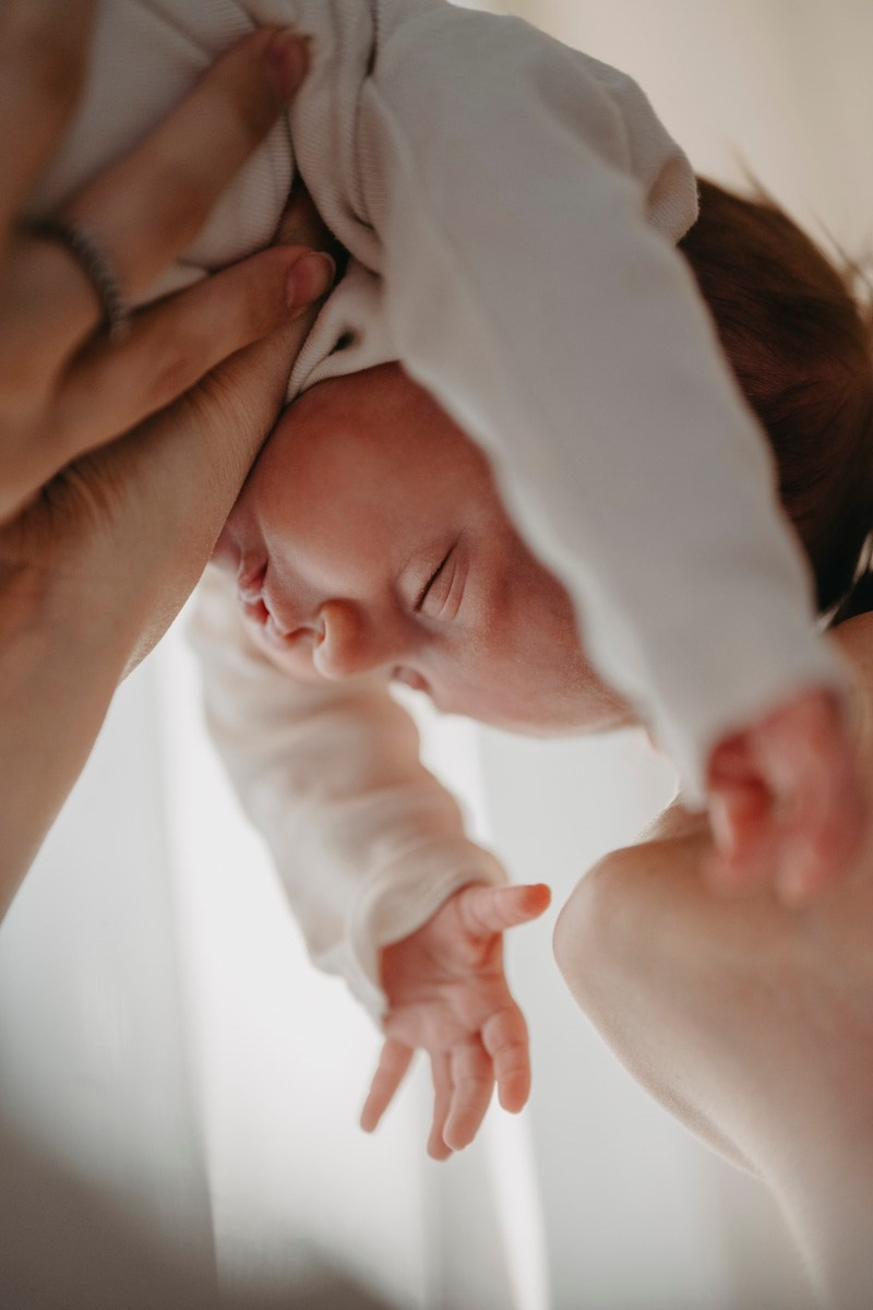 Fotografisanje bebe kod kuce — Milana, Milos, Marko i Mila. Deciji i porodicni fotograf u Beogradu Oksana Skendzic