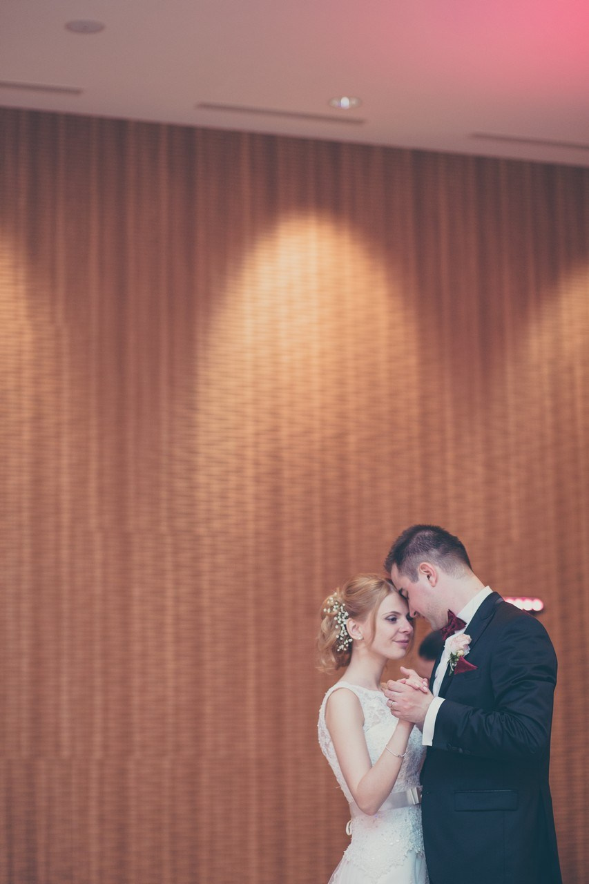Carmen & Ionut by fotograf nunta Neamt — Eduard Schiopu
