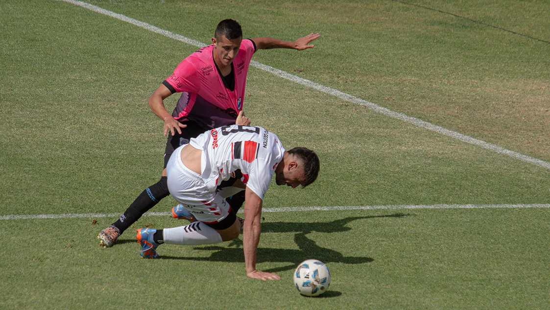 FOTOGRAFIA DEPORTIVA en Gimnasia de Jujuy vs Chacarita. Cuarta Pared