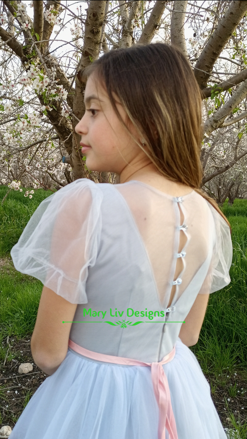 שמלה " Fairy ". מרי ליב, מעצבת שמלות בתפירה אישית