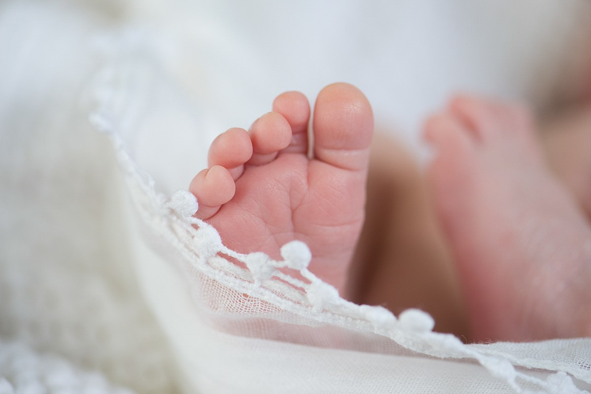 Primeros días. Fotografia de familias en Alicante Mónica Santonja