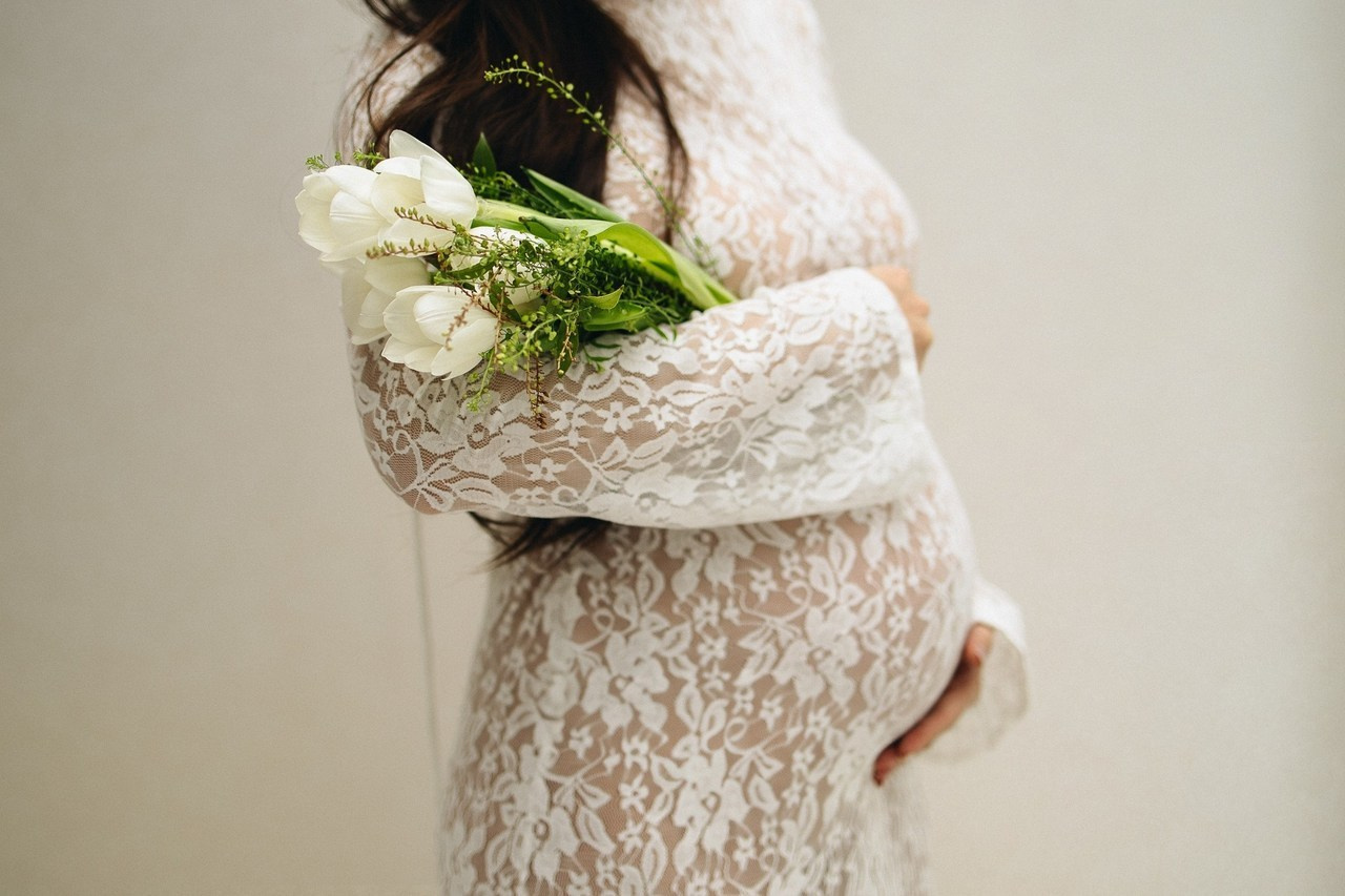 Warm Words. Family and wedding photographer in Bangkok, Thailand