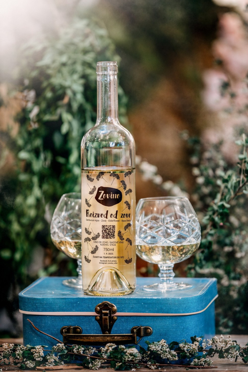 FOTOGRAFISANJE PROIZVODA. Fotografi iz Backog Petrovca David i Andrea Stojanovic