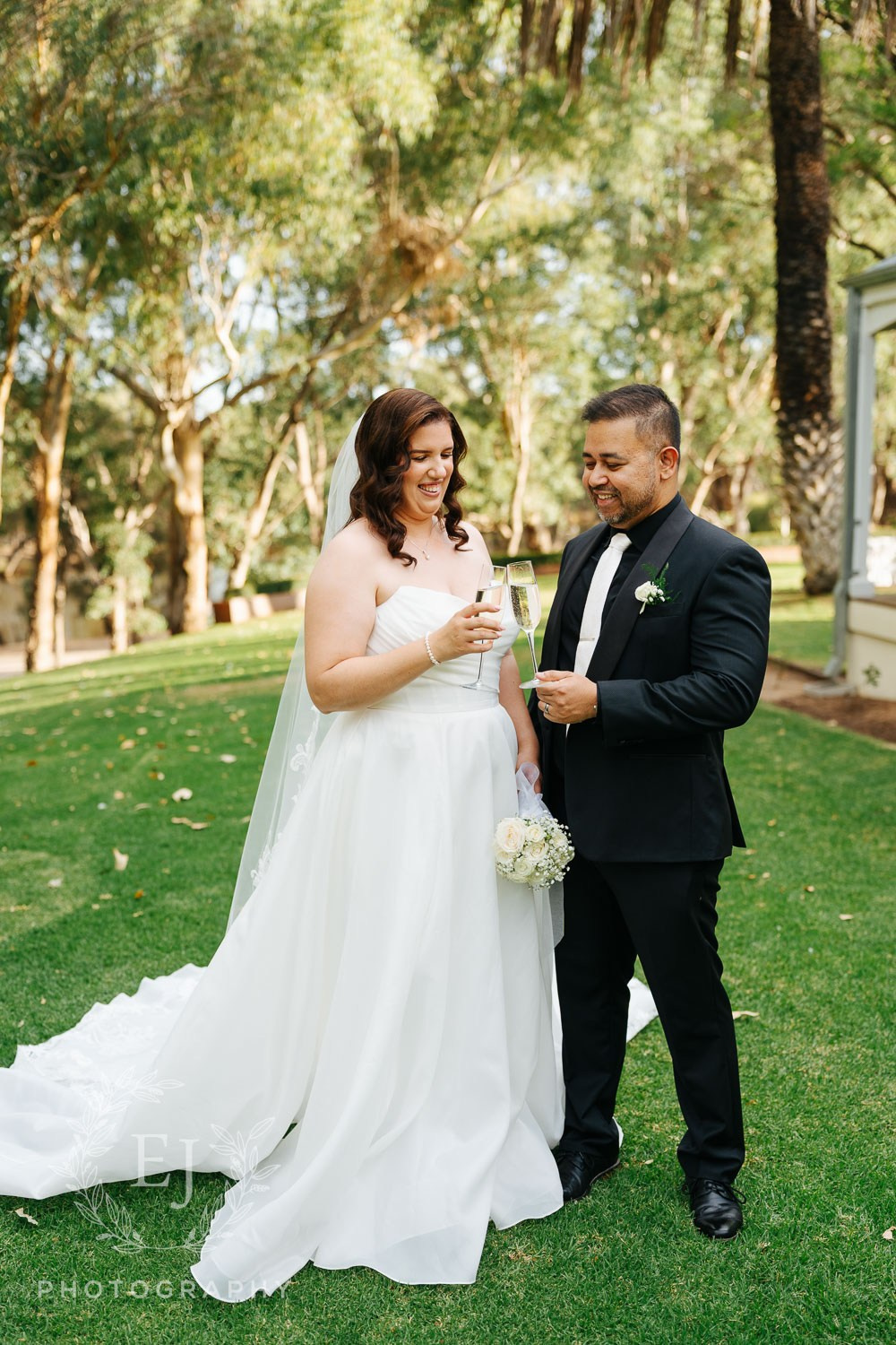 Lauren & Russell — Mandoon Estate. Emma Joy Photography