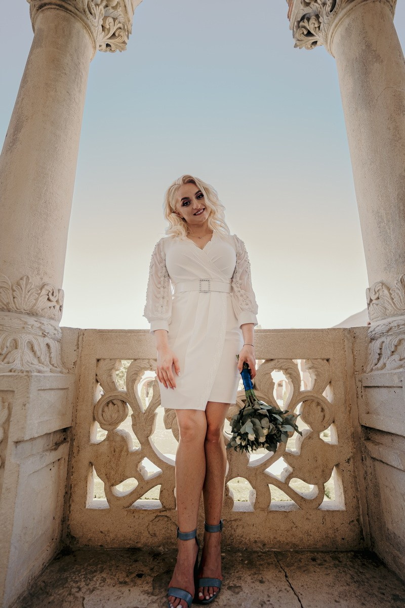 Cununie civila. Amy Foto