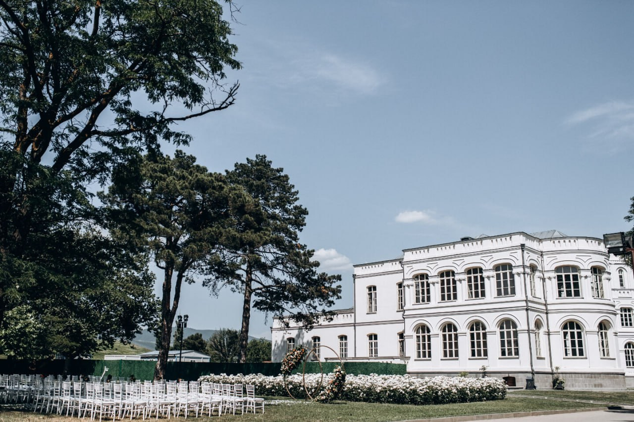 Окрестности Тбилиси. Главная