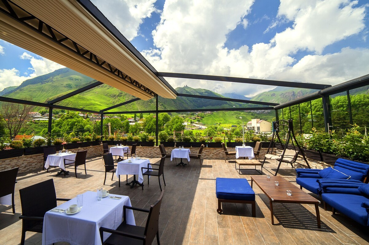 Porta Caucasia. Главная