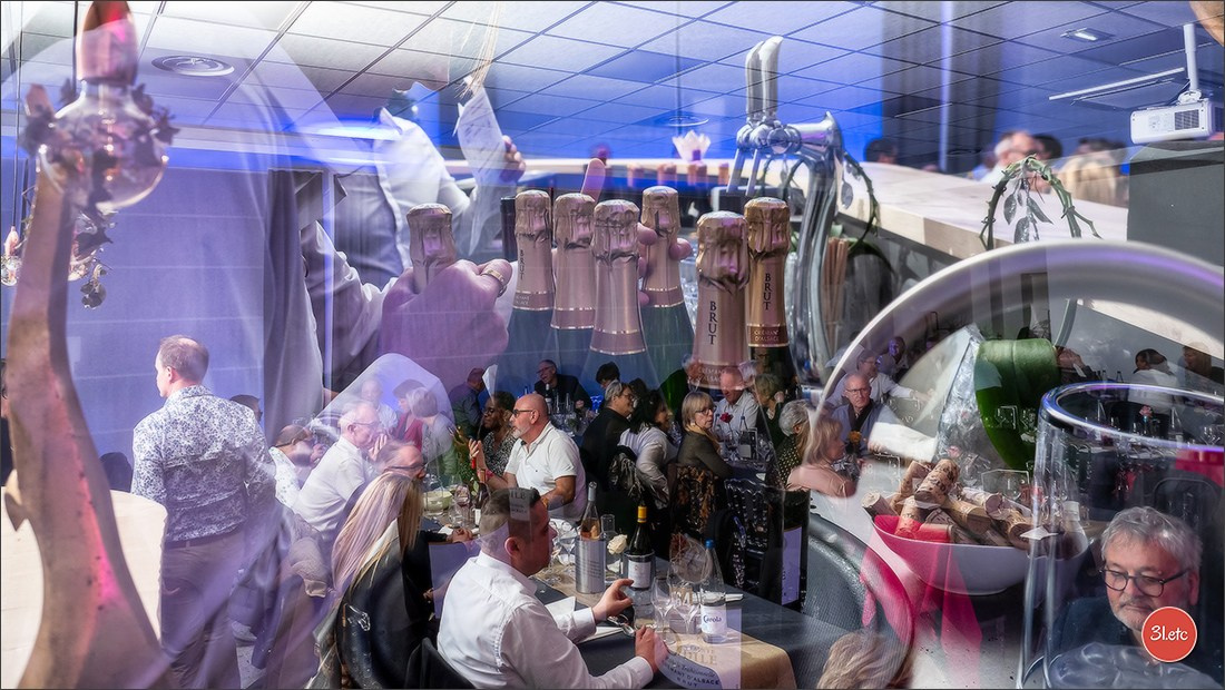 New Year 2025 in Manicook restraunt. Photographe à Strasbourg | Portraits, Studio, Enfants, Événements