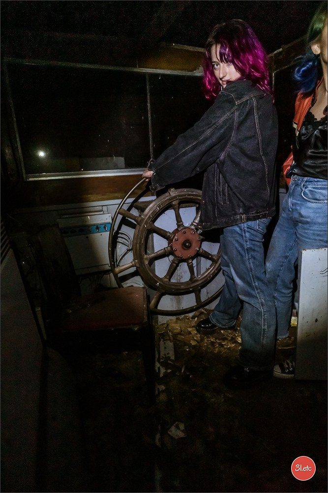Путешествие по заброшкам в старом порту. Photographe à Strasbourg | Portraits, Studio, Enfants, Événements