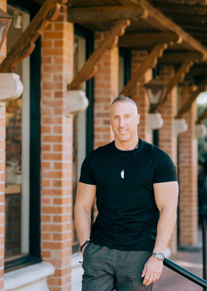 Daniel. Anastasia Post: Wedding and Editorial Photography