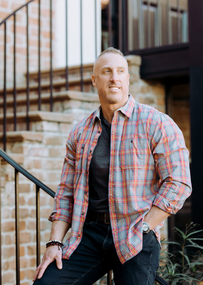 Daniel. Anastasia Post: Wedding and Editorial Photography