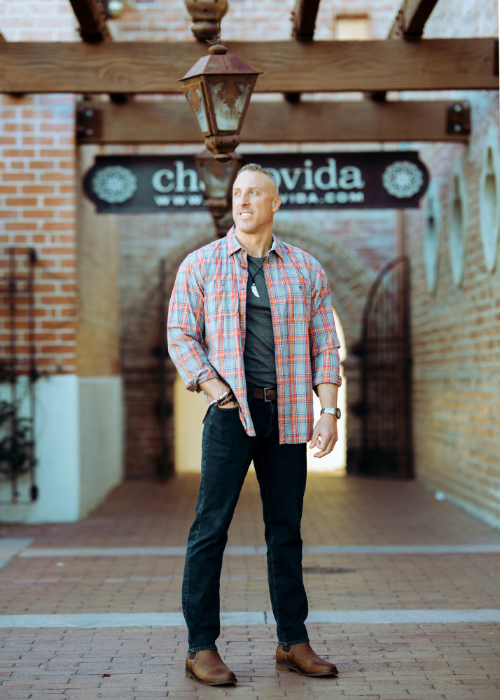 Daniel. Anastasia Post: Wedding and Editorial Photography