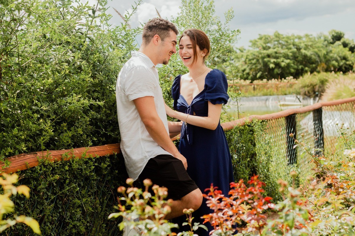 Ensaio de Casal em Holambra no Bloemen Park | Joyce Maria Fotografia. Joyce Maria Fotografia | Fotógrafa em Holambra