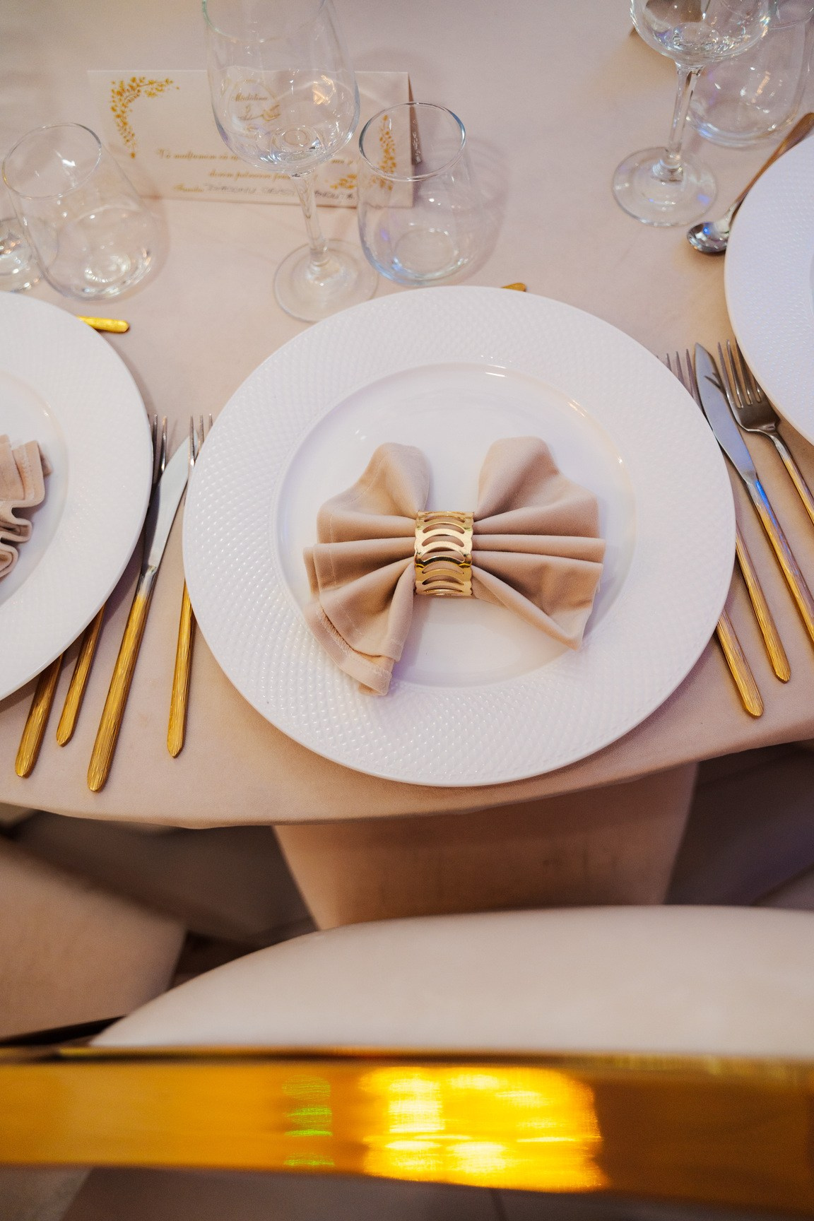 Wedding Madalina si Adrian. Cimpoes Ionut FOTOGRAF