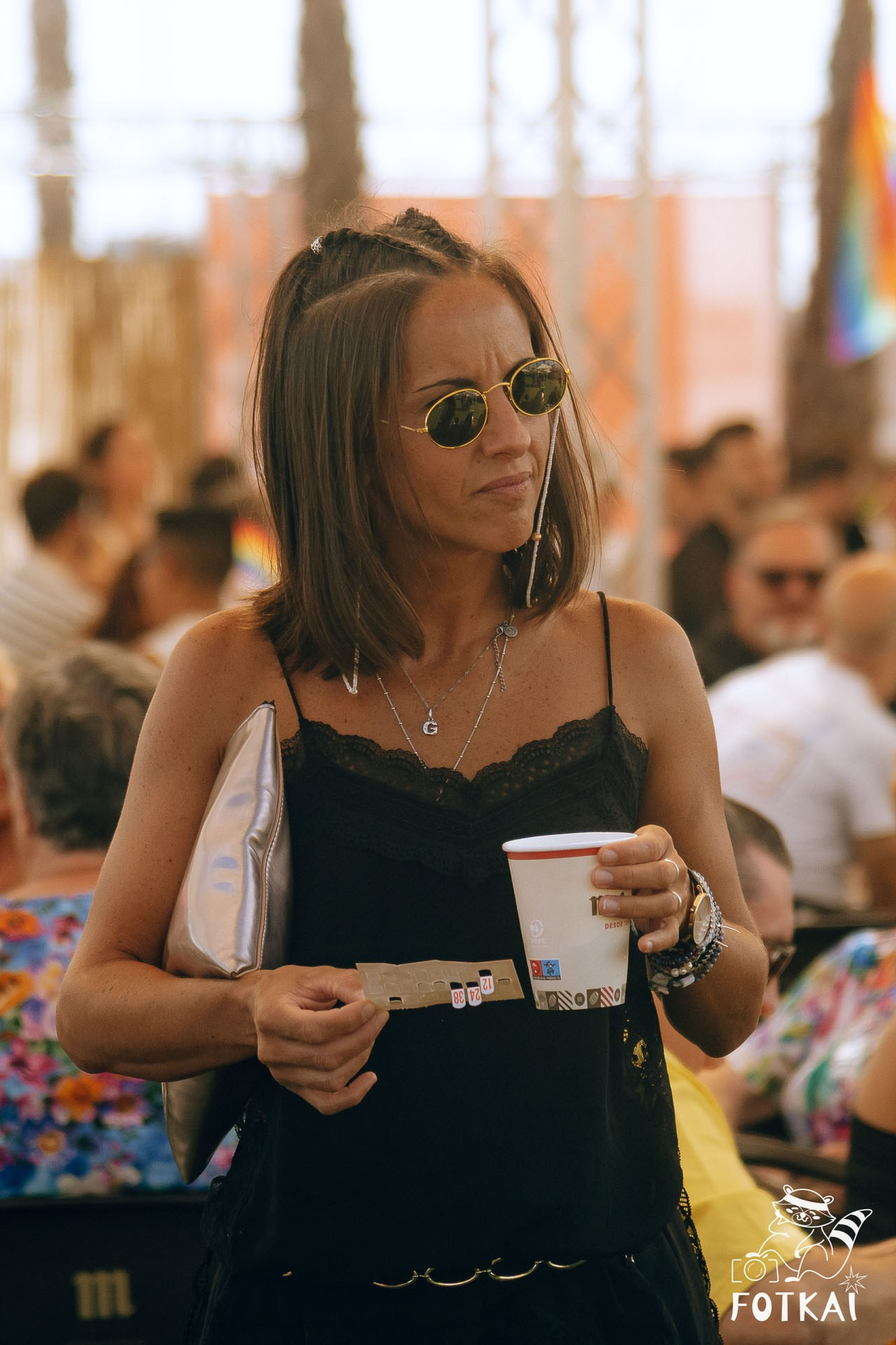 Cariña: La Fiesta 2025 Alicante — fotos del festival LGTBI y drag shows | FOTKAI