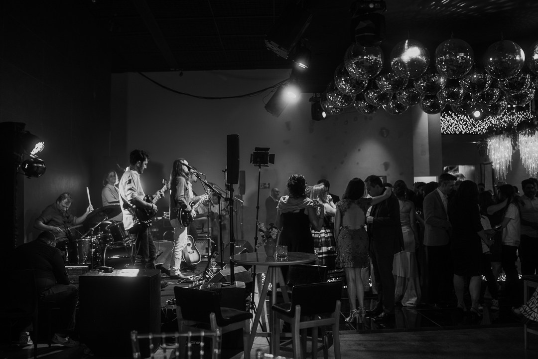 Cecília e João. Edu e Josi Fotografia de Casamento em Belo Horizonte | Fotos Naturais