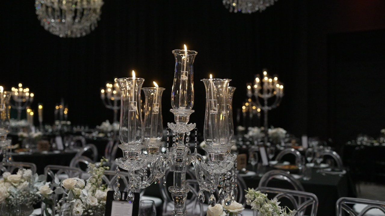 VIA / BASICO. Wedding and events photographers Studio Shalom